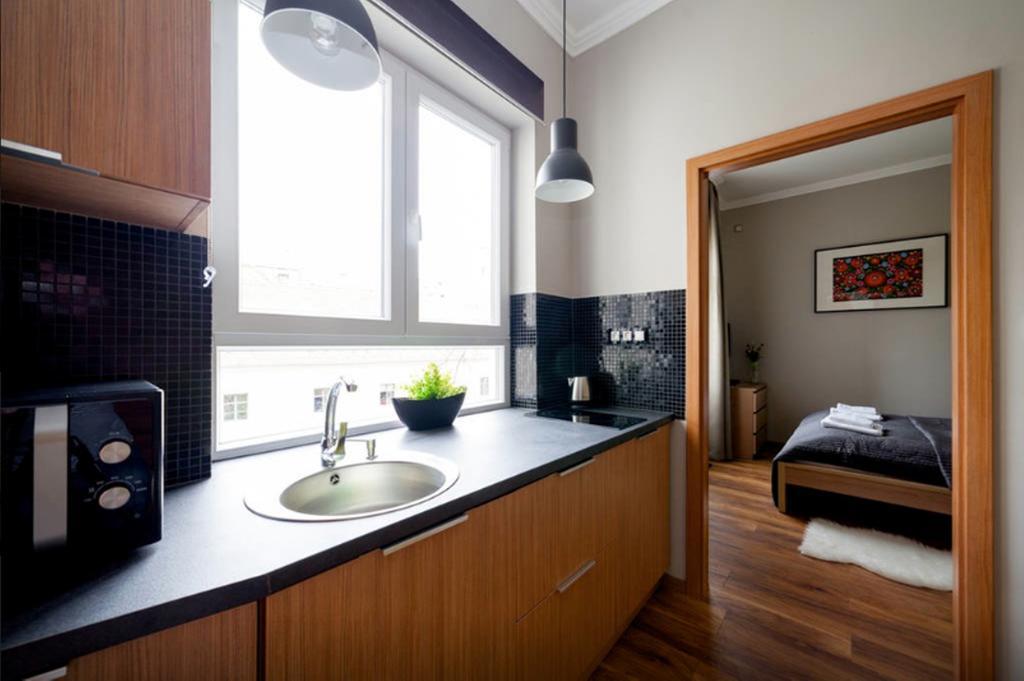 Art Deco Szerb Utca *